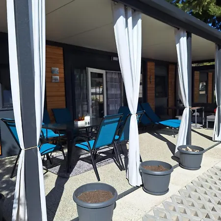 Aldeamento Turístico Mobile Lory *